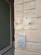 Mae Apulian Rooms
