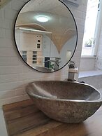 Mae Apulian Rooms