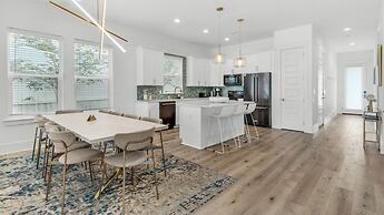 Golf Cart Included, Spacious Home, Private Backyard, and Community Poo