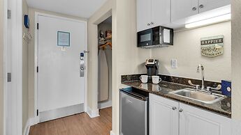 Ground-floor Studio at Sandestin Golf & Beach Resort: Sleeps 4