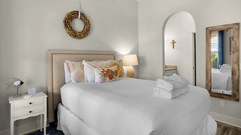 Gulf Views - Large Private Pool - Deeded Beach - Sleeps 14