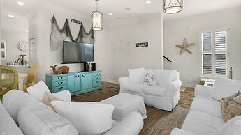 Gulf Views - Large Private Pool - Deeded Beach - Sleeps 14