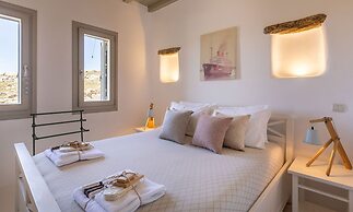 Lagoon Villa Mykonos