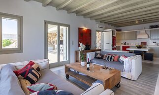 Lagoon Villa Mykonos