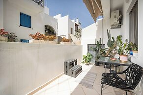 Naxos Chora Modern Dream w Patio Jacuzzi