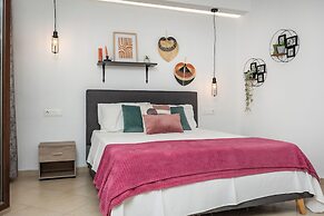 Naxos Chora Modern Dream w Patio Jacuzzi