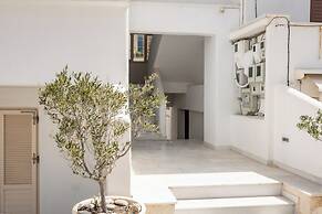 Naxos Chora Modern Dream w Patio Jacuzzi