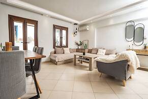 Naxos Chora Modern Dream w Patio Jacuzzi