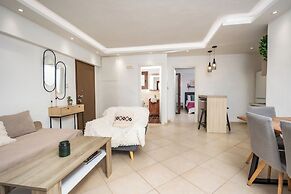 Naxos Chora Modern Dream w Patio Jacuzzi