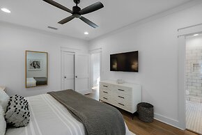 Modern Beach Home w/ 6-seater Golf Cart - Amazing Patio