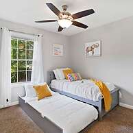 Charming House Close to Fort Campbell and Casino