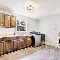 Cozy Oasis of Downtown Clarksville