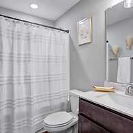 A Taste of Luxe Upscale Condo Near Nashville and Ft Campbell