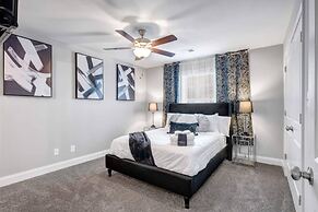 A Taste of Luxe Upscale Condo Near Nashville and Ft Campbell