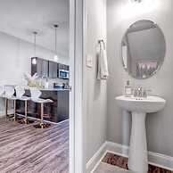 A Taste of Luxe Upscale Condo Near Nashville and Ft Campbell