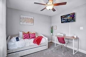 A Taste of Luxe Upscale Condo Near Nashville and Ft Campbell