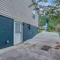Serene Downtown Clarksville Villa