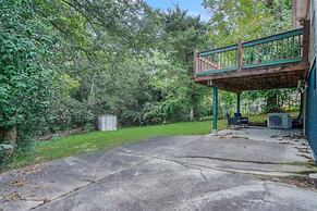 Serene Downtown Clarksville Villa