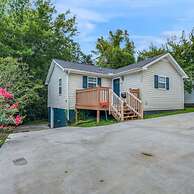 Serene Downtown Clarksville Villa