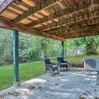 Serene Downtown Clarksville Villa