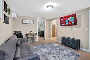 Serene Downtown Clarksville Villa