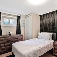 Serene Downtown Clarksville Villa