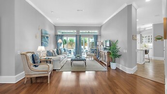 Private Pool + Golf Cart & Dog Friendly, Minutes to Beach in Miramar B