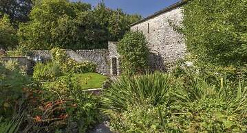 Charming 3-bed Cottage in Upper Wharfedale