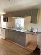Remarkable 2-bed Holiday Home in Whitstable