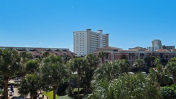 Spacious 2BR Condo w/ Partial Gulf Views, Pool, Across the Street From