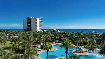 Spacious 2BR Condo w/ Partial Gulf Views, Pool, Across the Street From