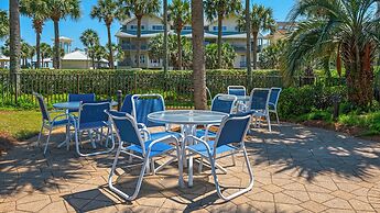 Spacious 2BR Condo w/ Partial Gulf Views, Pool, Across the Street From