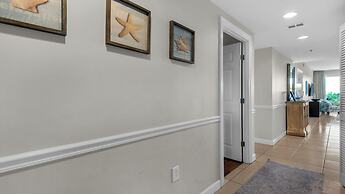 Spacious 2BR Condo w/ Partial Gulf Views, Pool, Across the Street From