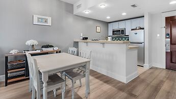 Steps From Baytowne Wharf With Pool & Private Beach Access