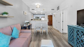 Steps From Baytowne Wharf With Pool & Private Beach Access