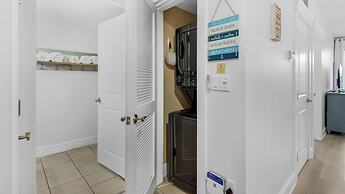 Steps From Baytowne Wharf With Pool & Private Beach Access