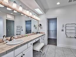 Stunning Views! 9BR Gulf Front Home, Pool, Elevator, Pool Table