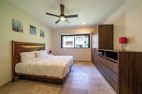 Condo Arena - Rooftop with Ocean Views