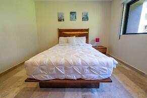 Condo Arena - Rooftop with Ocean Views