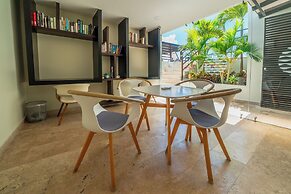 Condo Arena - Rooftop with Ocean Views