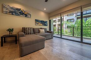 Condo Arena - Rooftop with Ocean Views