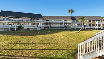 Destin Studio With Resort Amenities and Private Beach Access