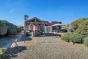 Canyons Edge Route 66 Motel