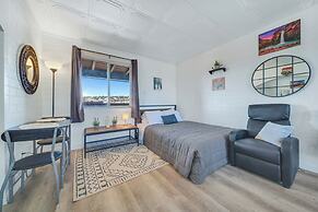 Canyons Edge Route 66 Motel