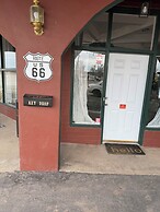 Canyons Edge Route 66 Motel