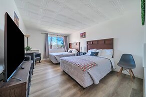 Canyons Edge Route 66 Motel