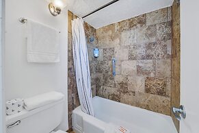 Canyons Edge Route 66 Motel