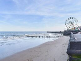 Detached Seaview Chalet in Bridlington