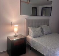 Spectacular Lagos Marina View apt on Promenade