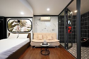 Red Sun Airport Saigon Hotel